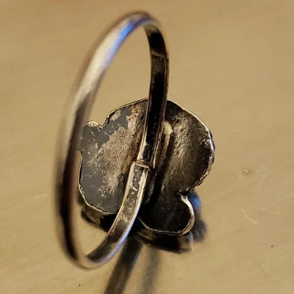 Vintage Handmade Southwest Native American Turquoise Sterling Silver Ring - Picture 7 of 10